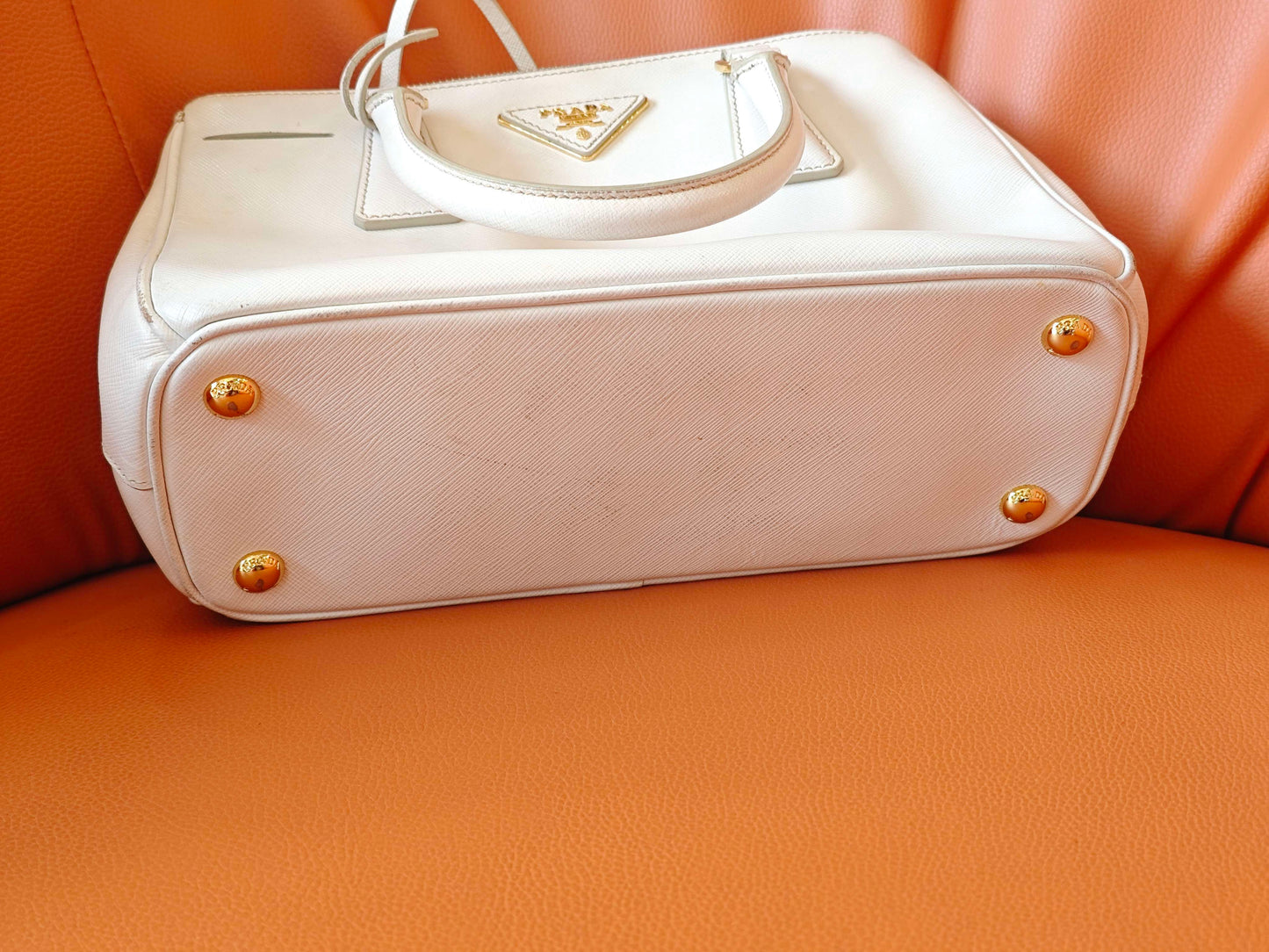 Prada - Saffiano Lux Double Zip Tote - Leather - White - (small)