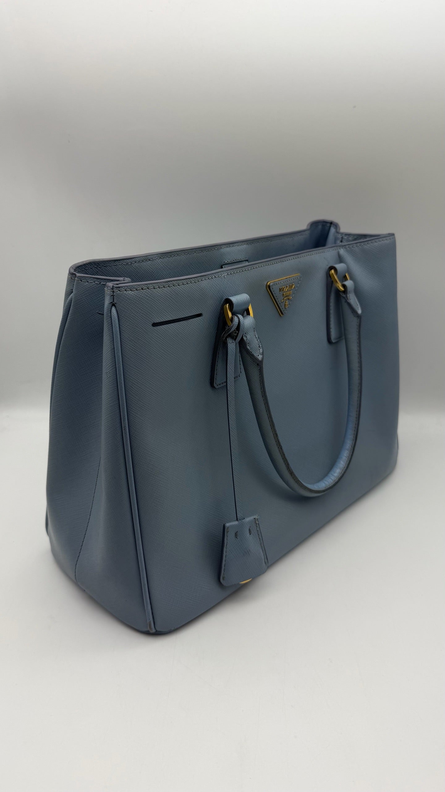 Prada - Saffiano Lux - Leather - Blue - (medium)