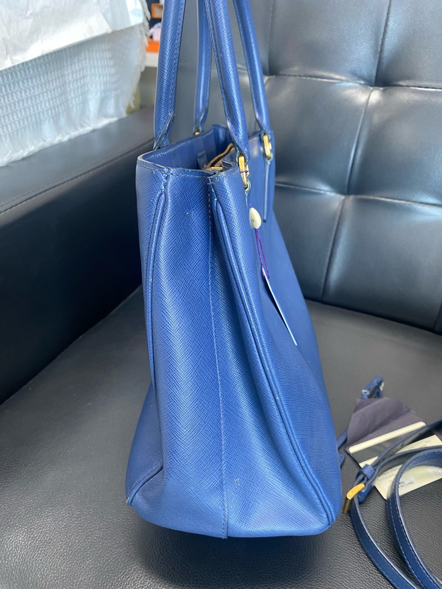 Prada - Saffiano Lux - Leather - Blue - (medium)
