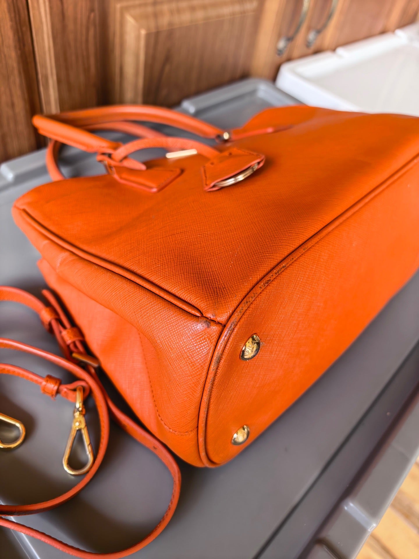 Prada - Saffiano Lux - Leather - Orange - (medium)
