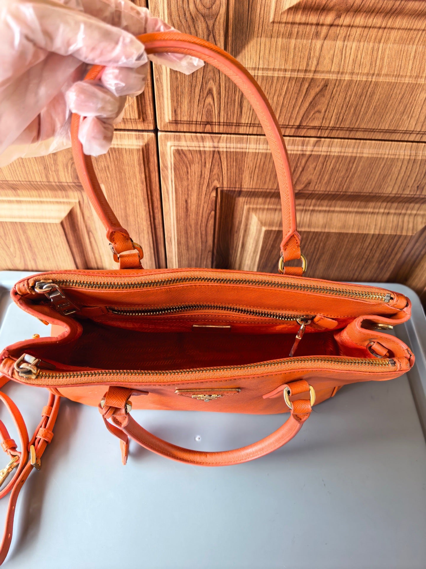 Prada - Saffiano Lux - Leather - Orange - (medium)