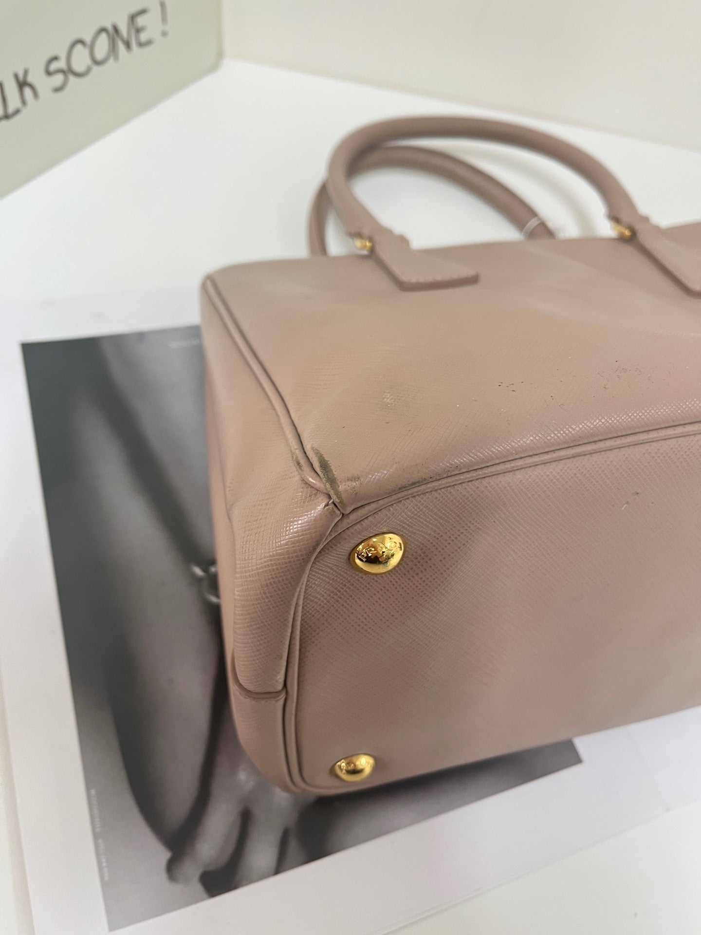 Prada - Saffiano Lux - Leather - Pink - (medium)
