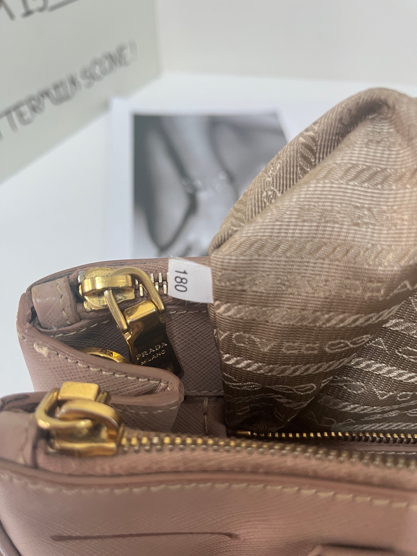 Prada - Saffiano Lux - Leather - Pink - (medium)