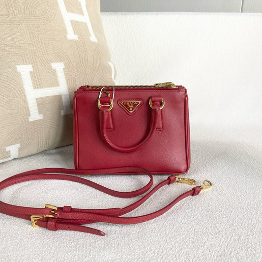 Prada - Saffiano Lux - Leather - Red - (mini)