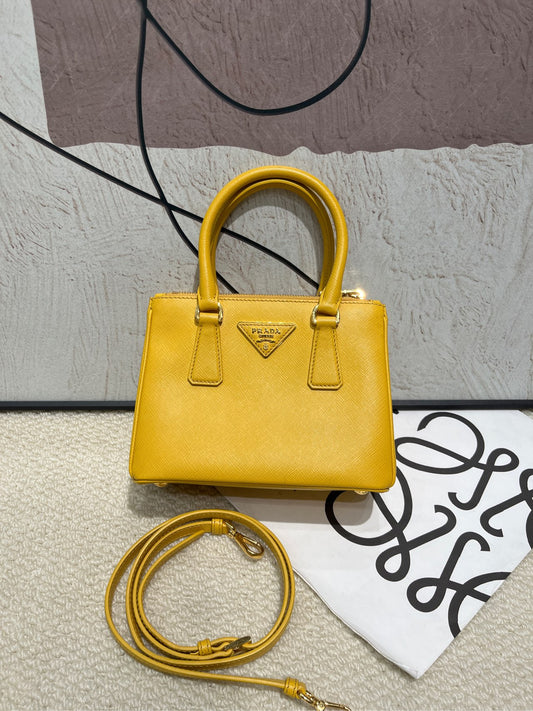 Prada - Saffiano Lux Mini - Leather - Yellow - (mini)