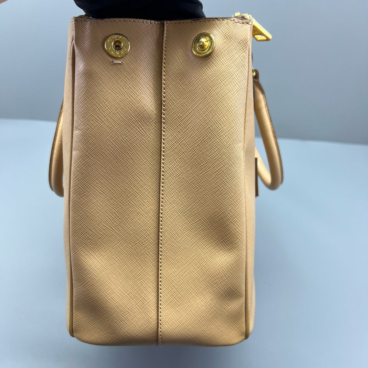 Prada - Saffiano Lux Tote - Leather - Beige - (medium)