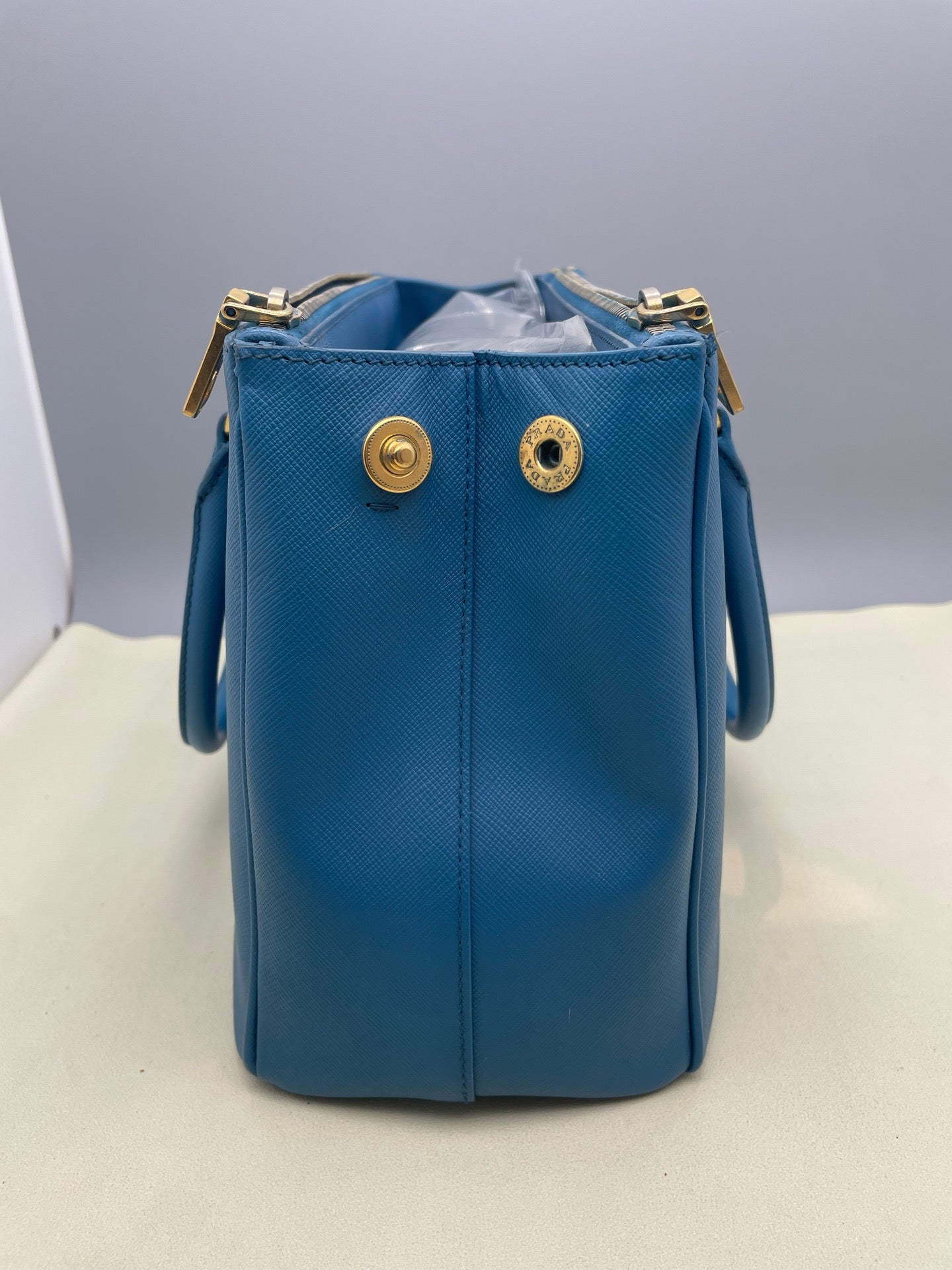 Prada - Saffiano Lux Tote - Leather - Blue - (Medium)