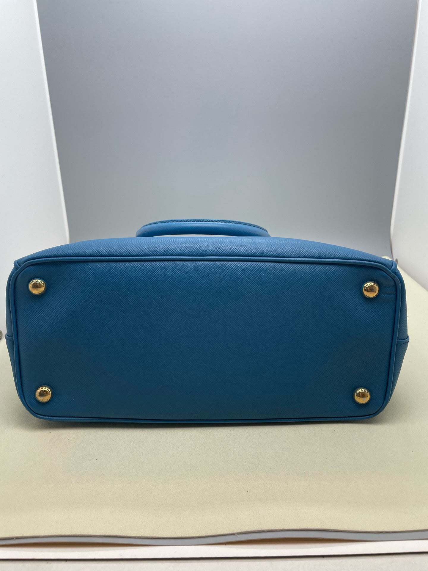 Prada - Saffiano Lux Tote - Leather - Blue - (Medium)