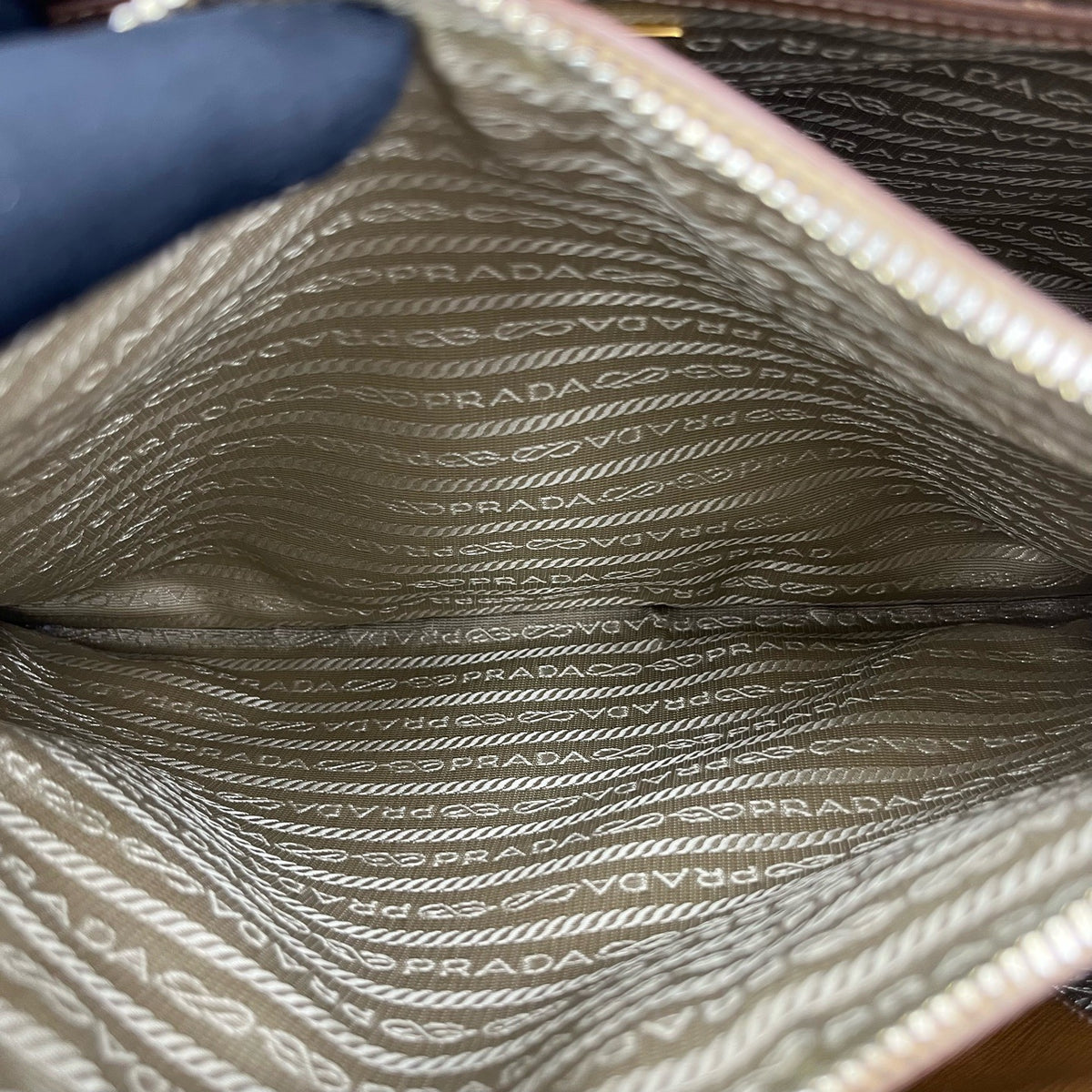 Prada - Saffiano Lux Tote - Leather - Camel - (medium)