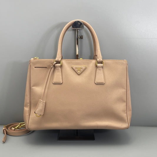 Prada - Saffiano Lux Tote - Leather - Pink - (large)