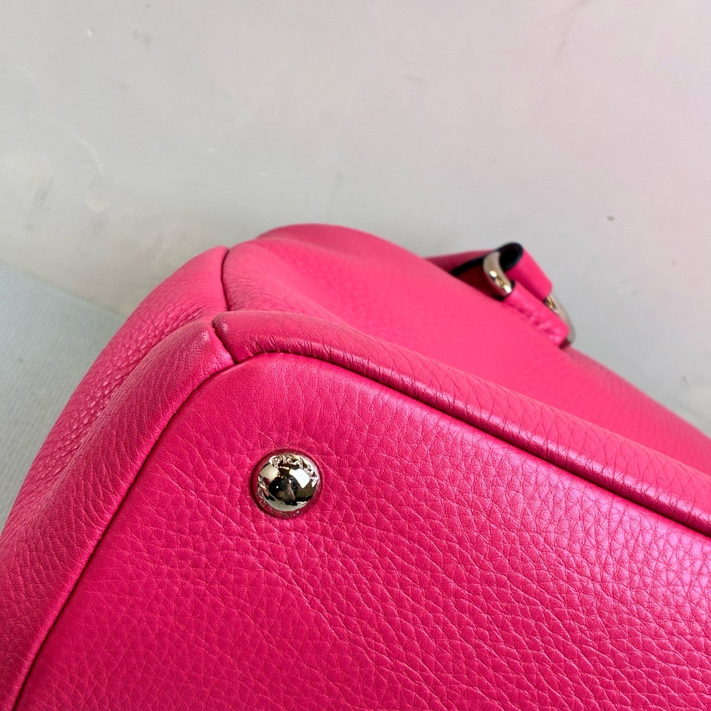 Prada - Saffiano Lux Tote - Leather - Pink - (large)