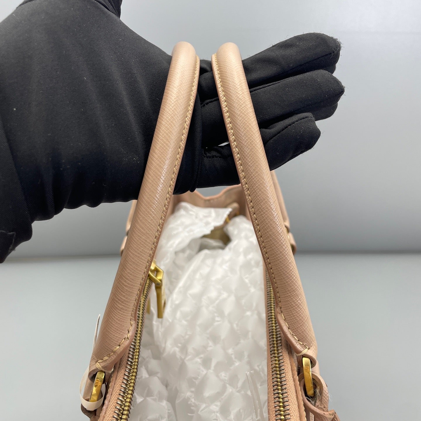 Prada - Saffiano Lux Tote - Leather - Pink - (large)