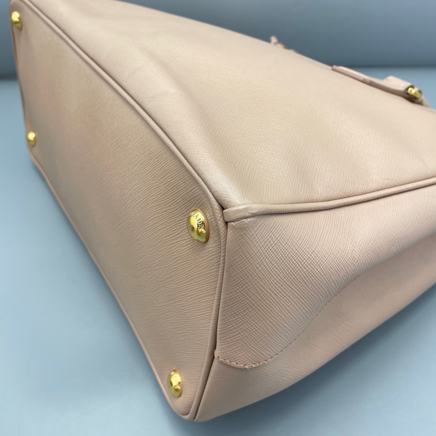 Prada - Saffiano Lux Tote - Leather - Pink - (large)