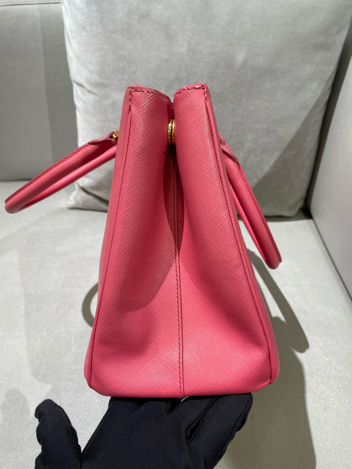 Prada - Saffiano Lux Tote - Leather - Pink - (medium)