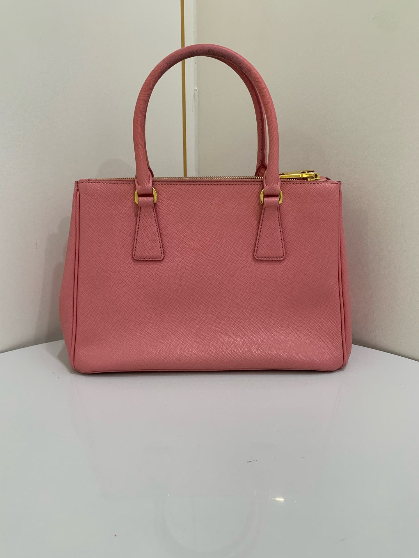 Prada - Saffiano Lux Tote - Leather - Pink - (small)