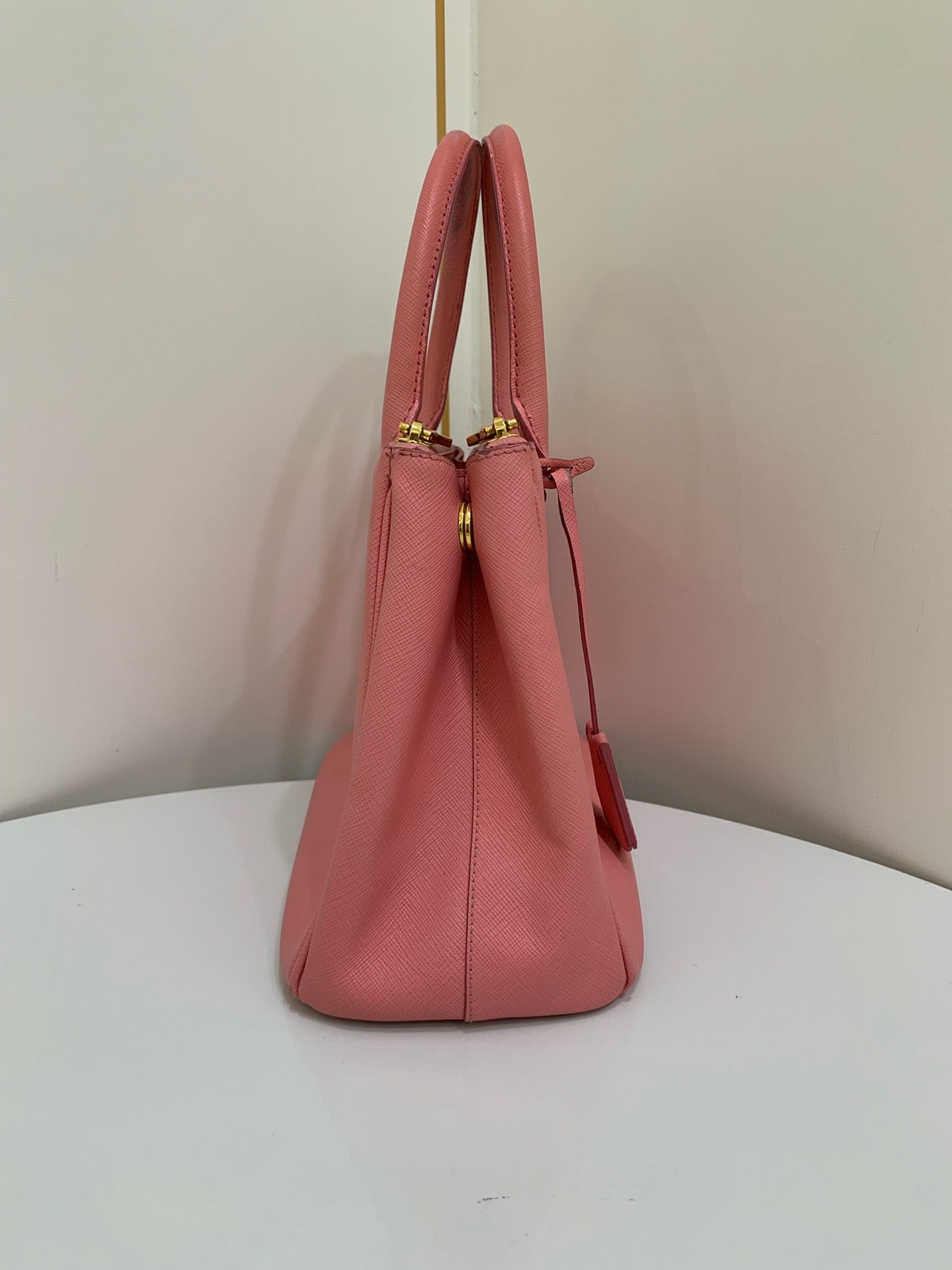 Prada - Saffiano Lux Tote - Leather - Pink - (small)