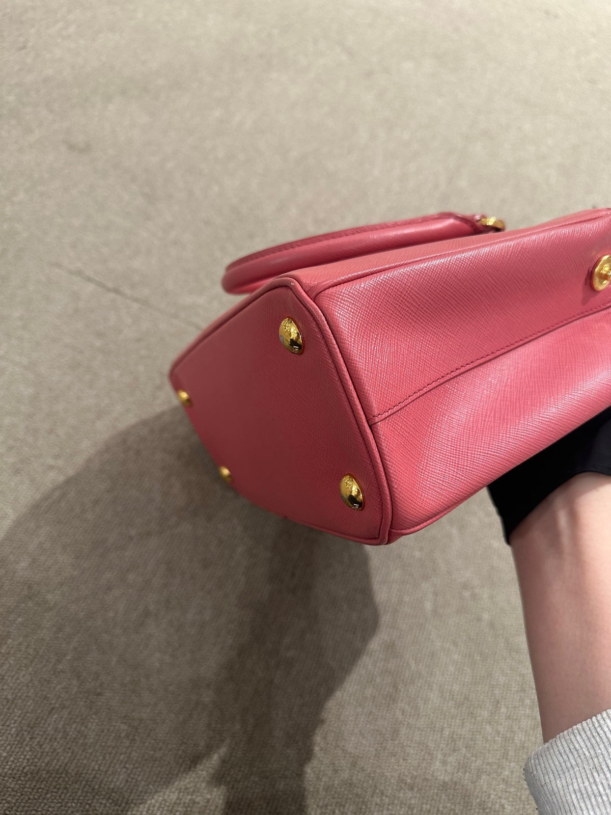 Prada - Saffiano Lux Tote - Leather - Pink - (small)