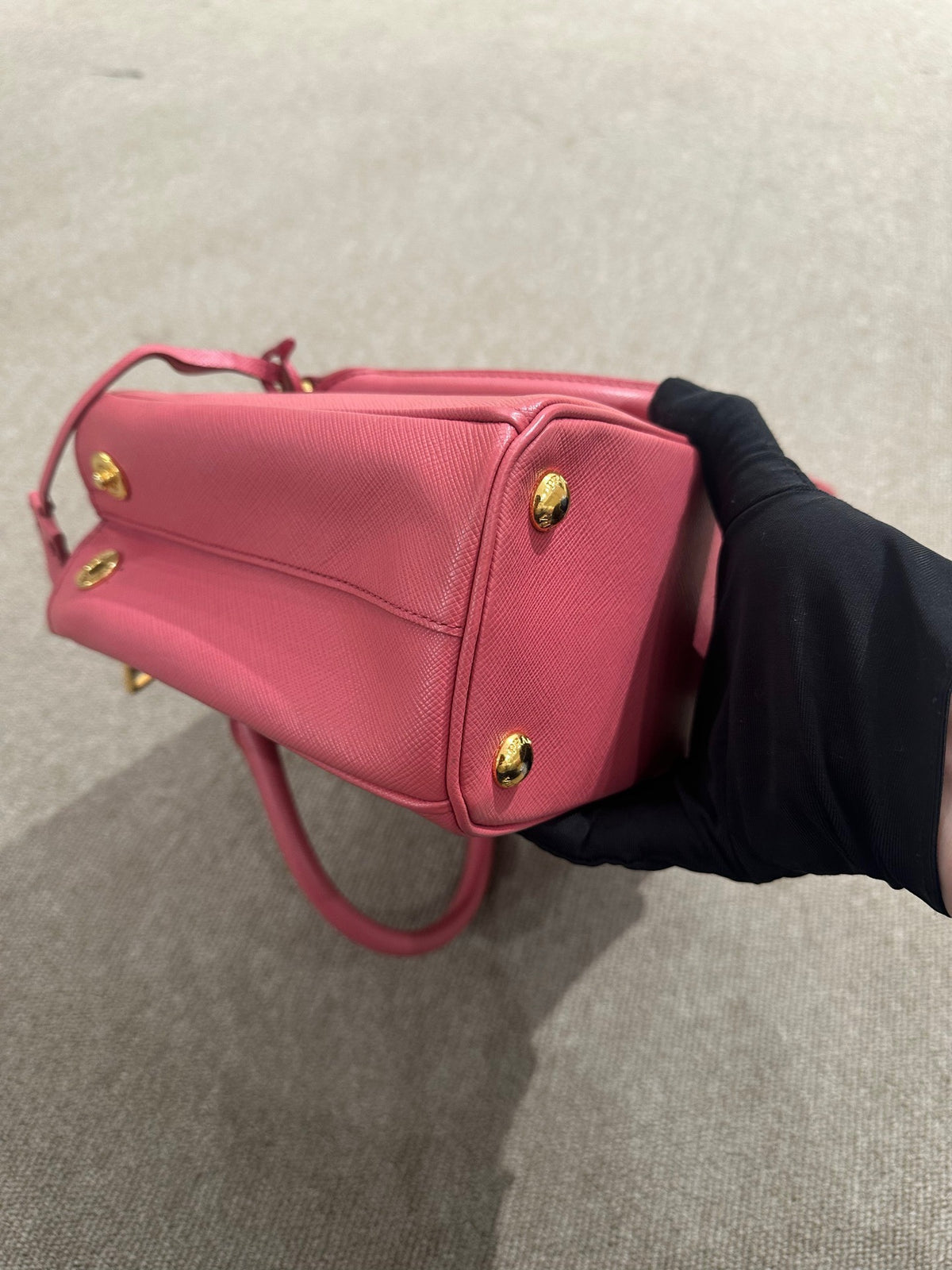 Prada - Saffiano Lux Tote - Leather - Pink - (small)