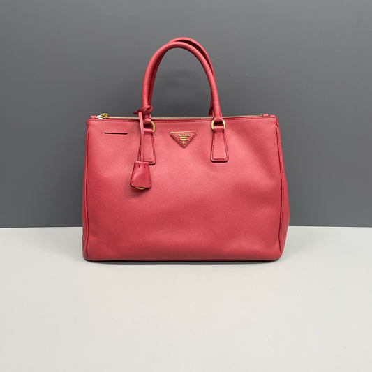Prada - Saffiano Lux Tote - Leather - Red - (large)