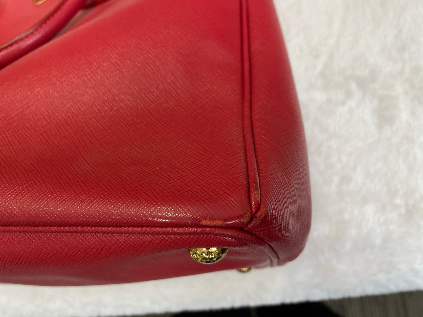 Prada - Saffiano Lux Tote - Leather - Red - (large)