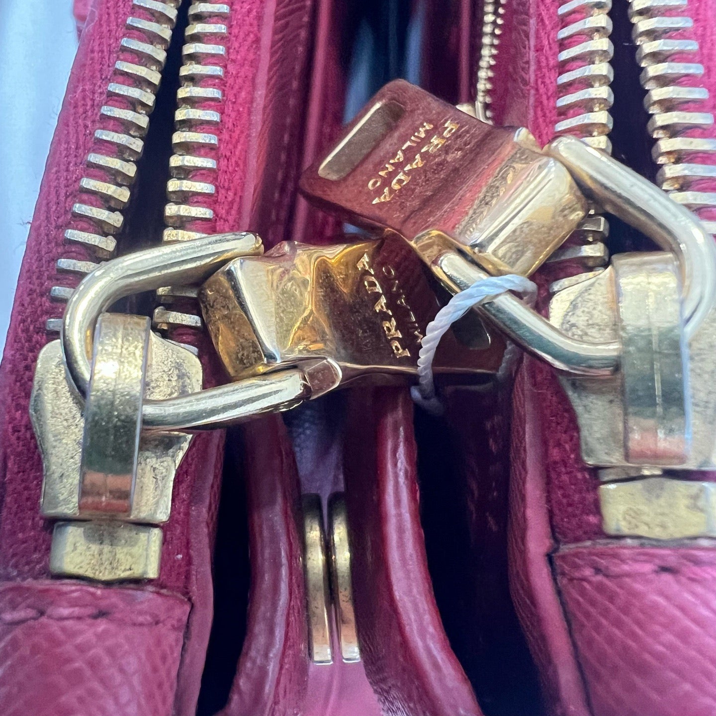 Prada - Saffiano Lux Tote - Leather - Red - (large)
