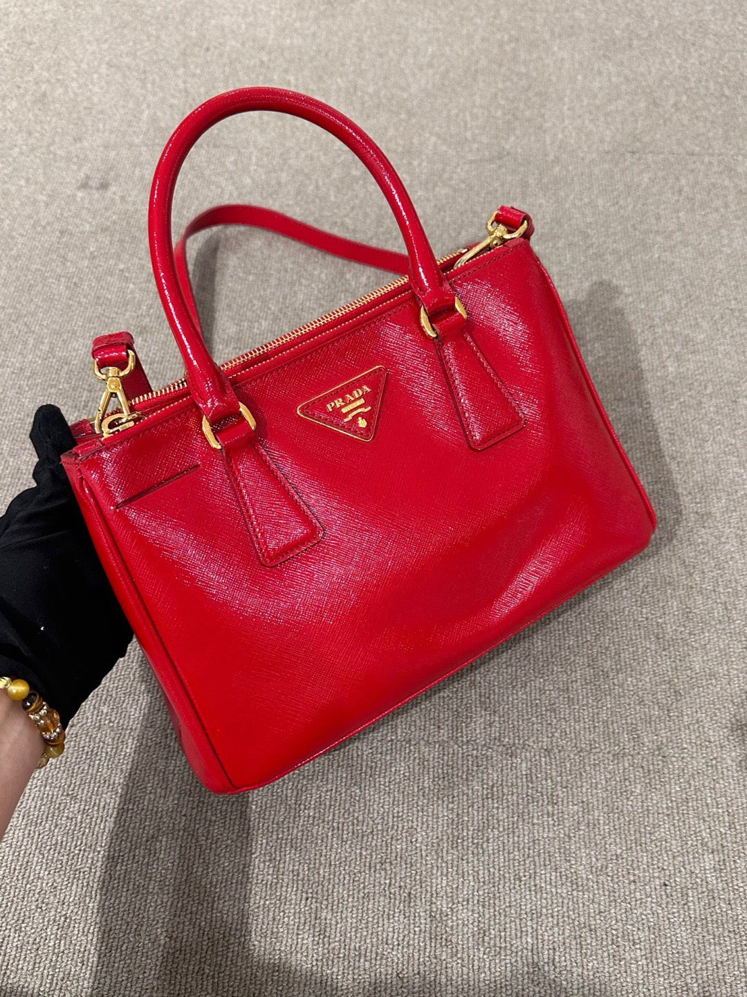 Prada - Saffiano Lux Tote - Leather - Red - (small)