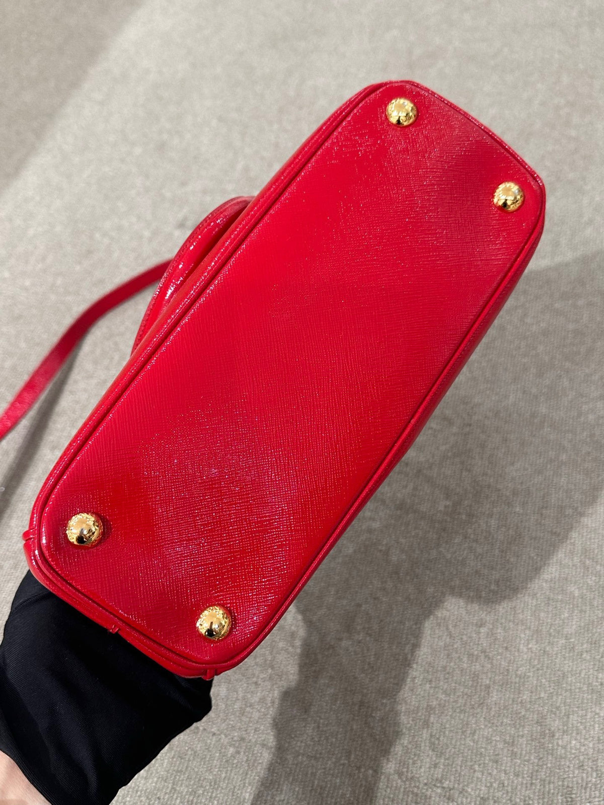 Prada - Saffiano Lux Tote - Leather - Red - (small)