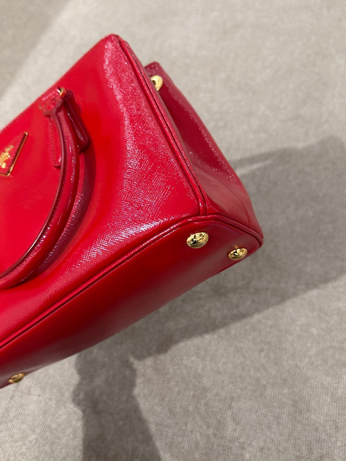 Prada - Saffiano Lux Tote - Leather - Red - (small)