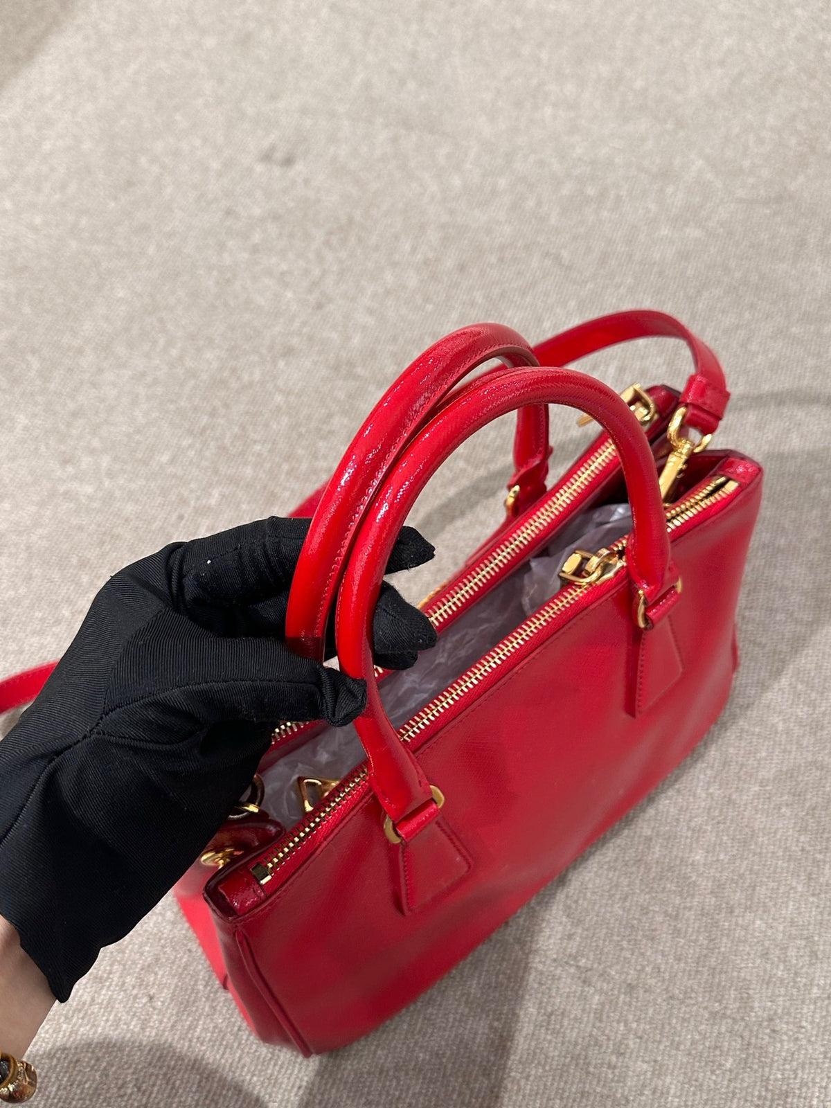 Prada - Saffiano Lux Tote - Leather - Red - (small)