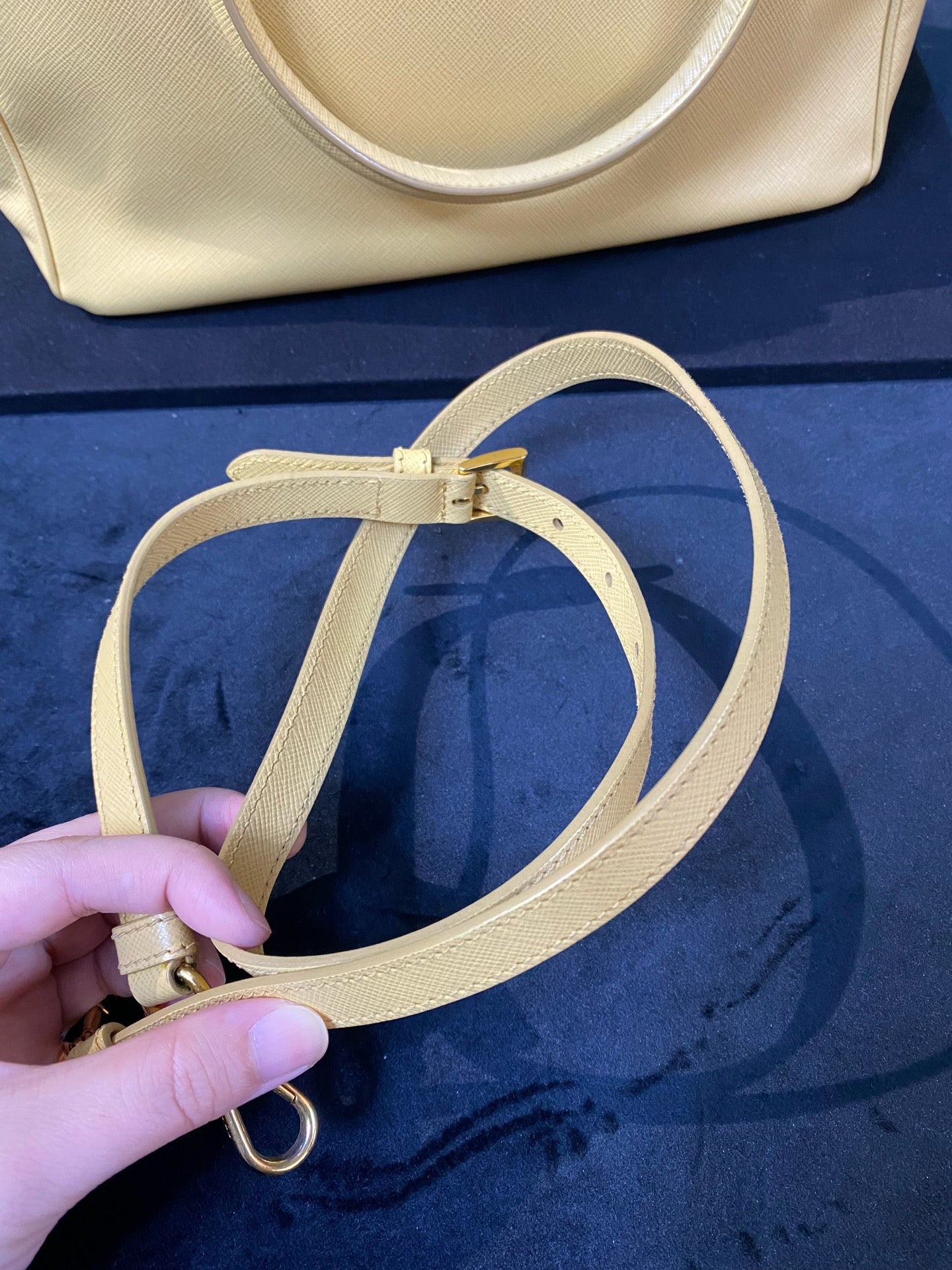 Prada - Saffiano Lux Tote - Leather - Yellow - (medium)