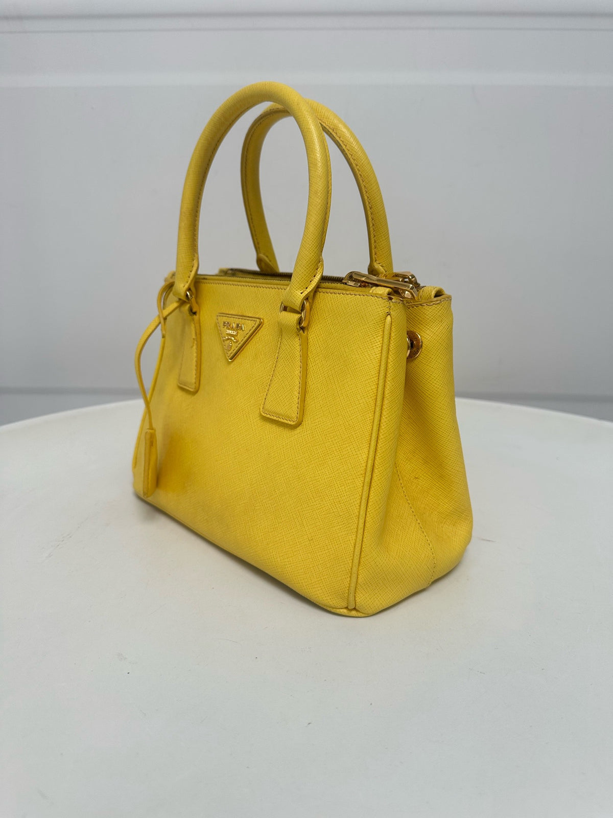 Prada - Saffiano Lux Tote - Leather - Yellow - (small)