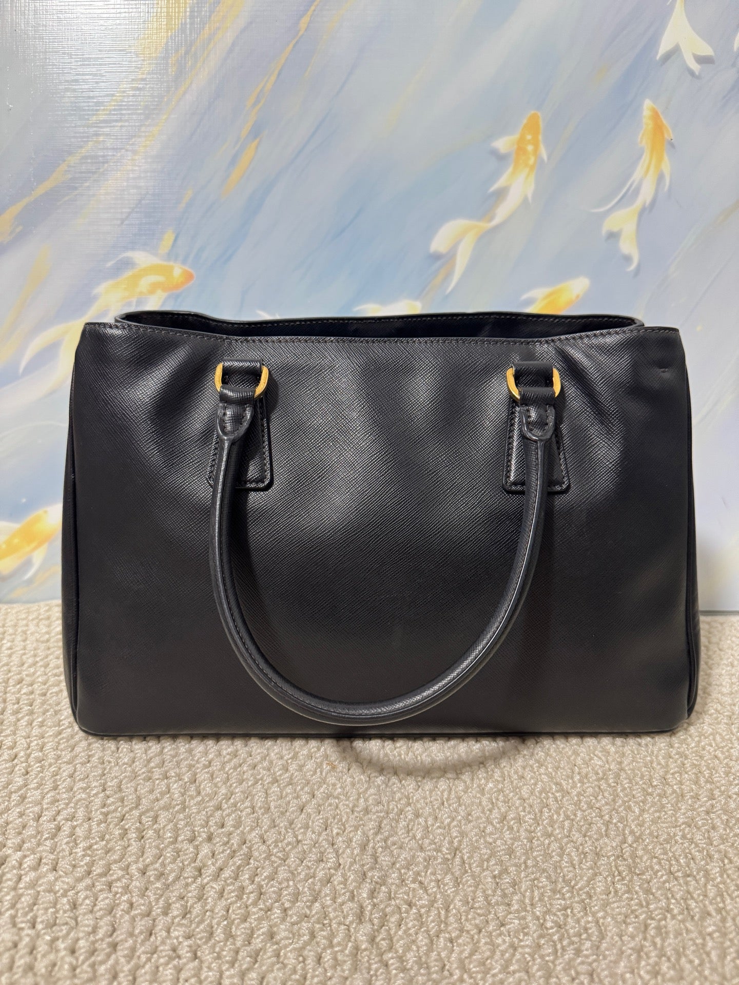 Prada - Saffiano Tote - Leather - Black - (medium)
