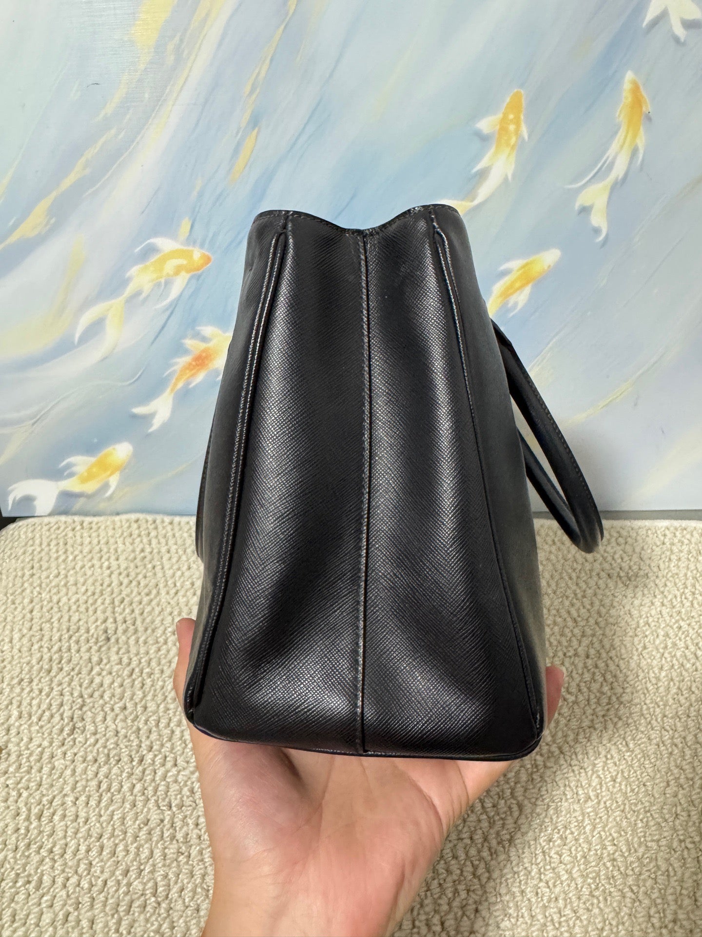 Prada - Saffiano Tote - Leather - Black - (medium)