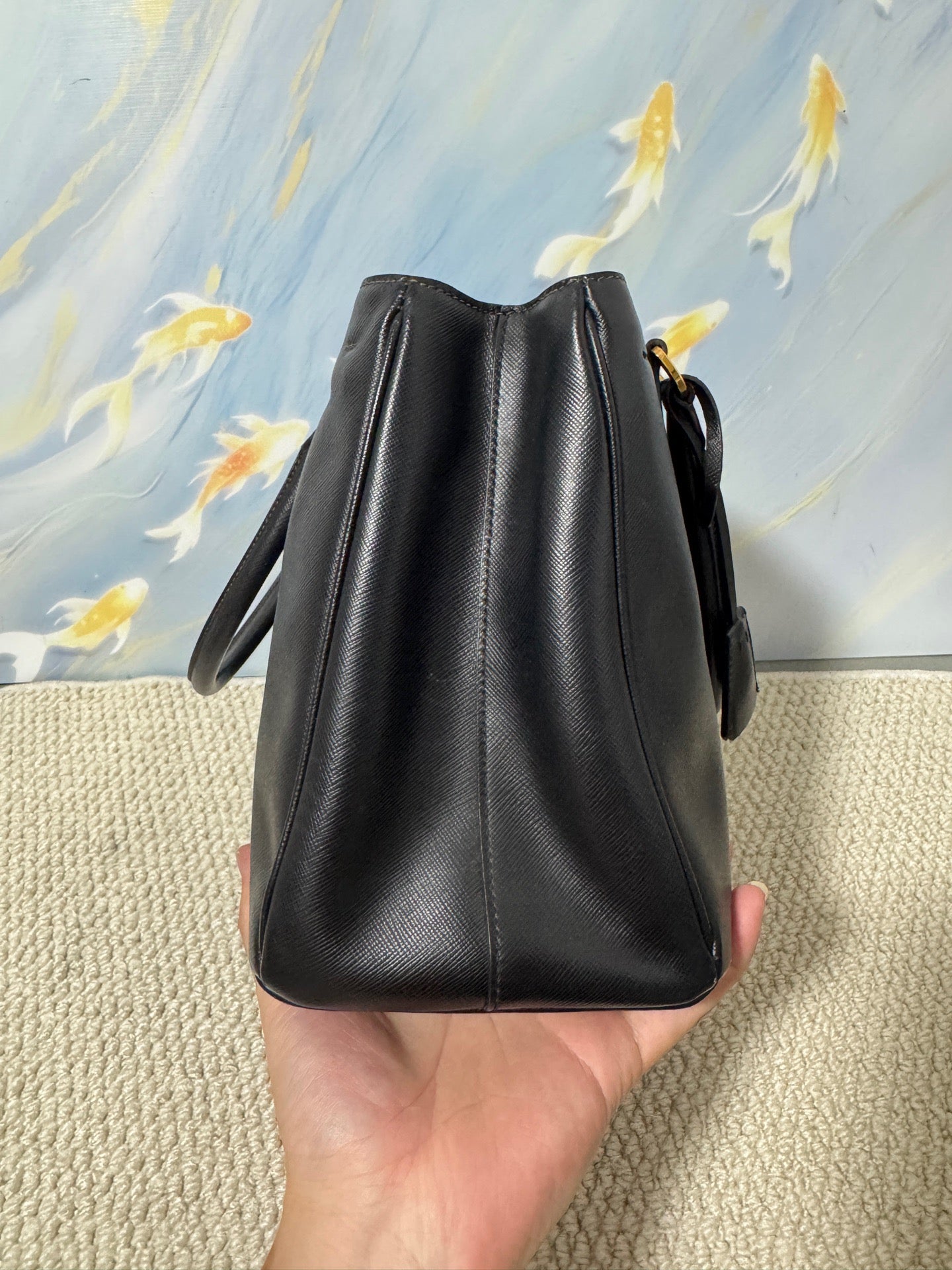 Prada - Saffiano Tote - Leather - Black - (medium)