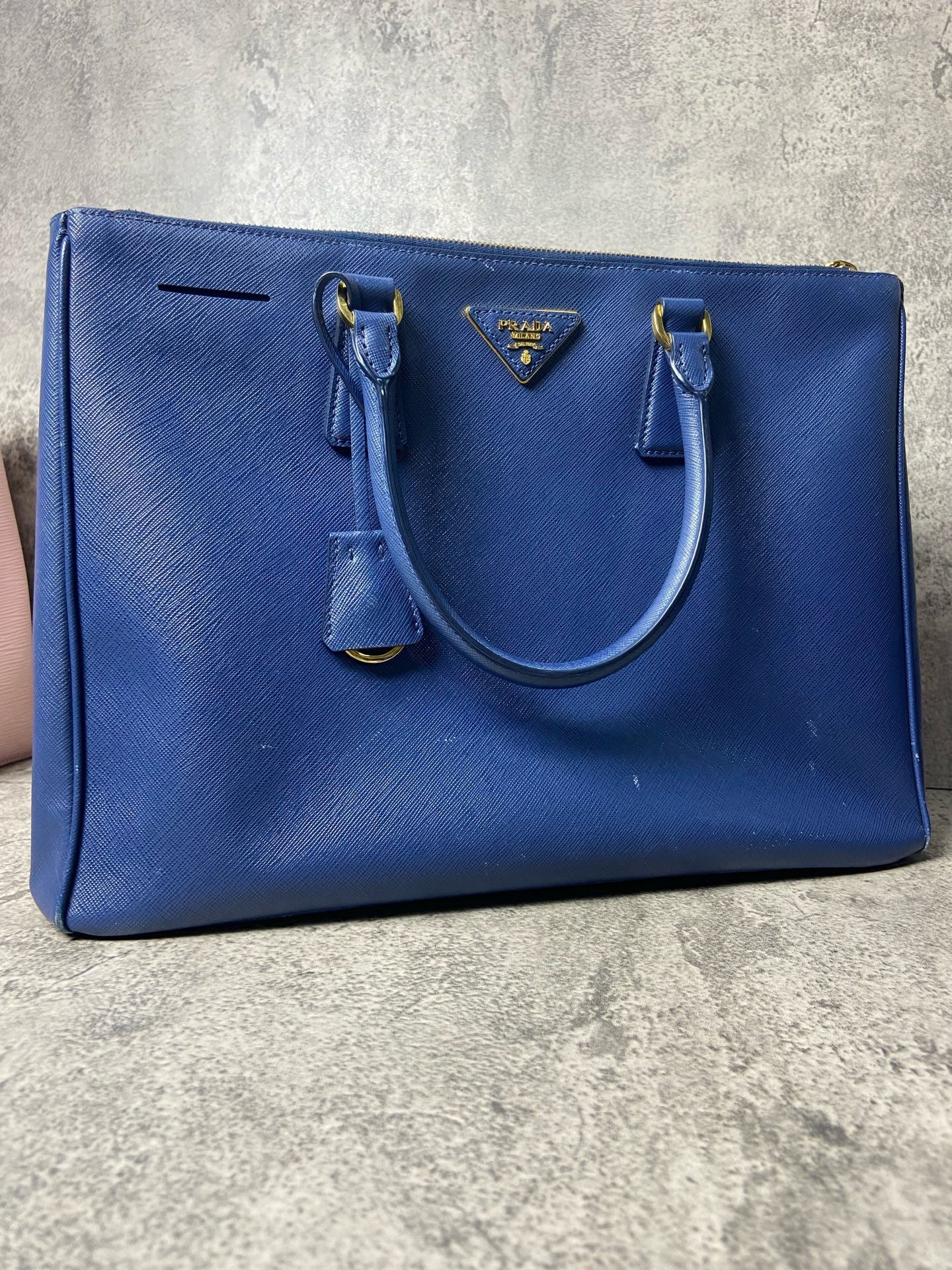 Prada - Saffiano Tote - Leather - Blue - (large)