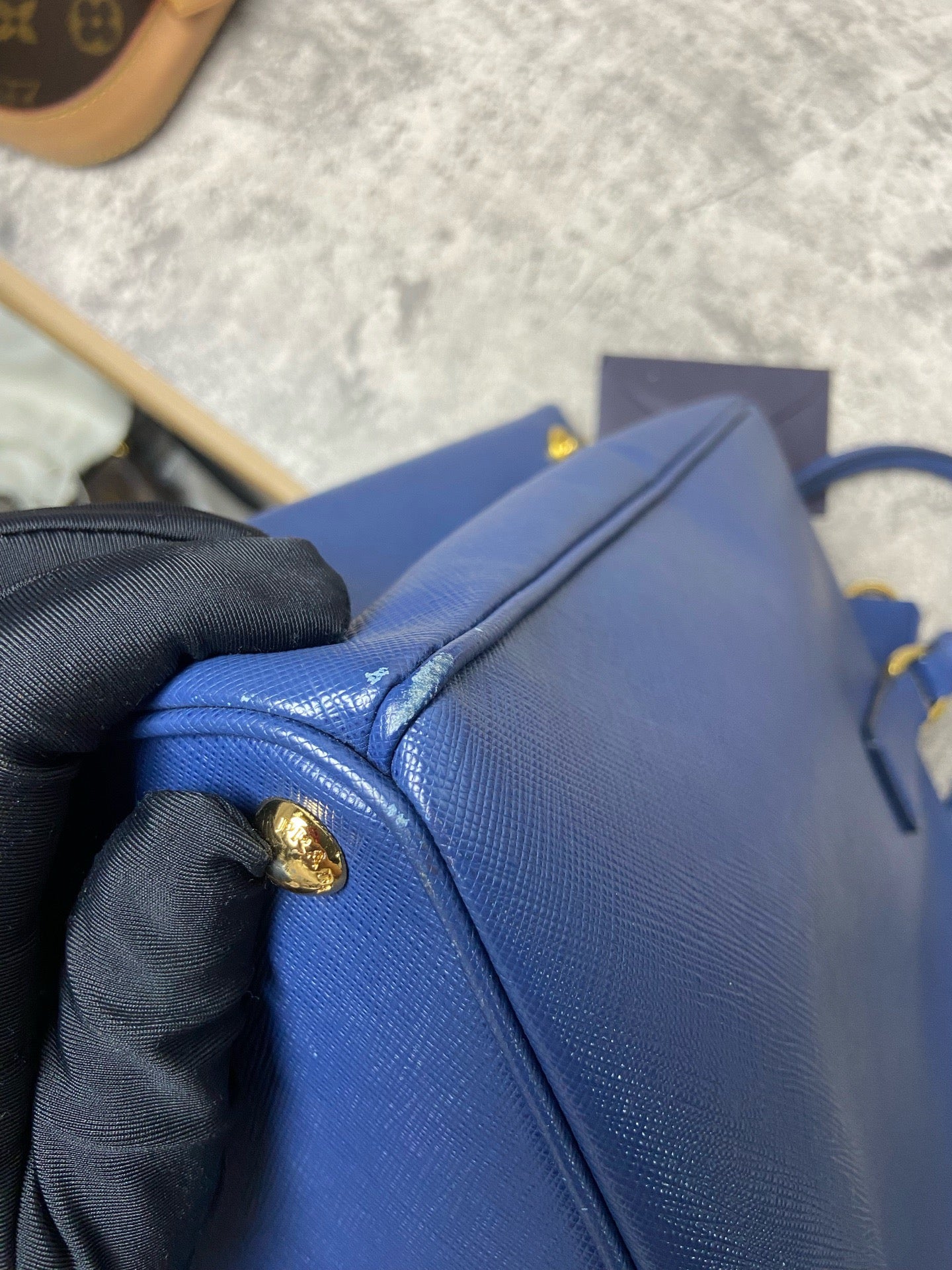 Prada - Saffiano Tote - Leather - Blue - (large)