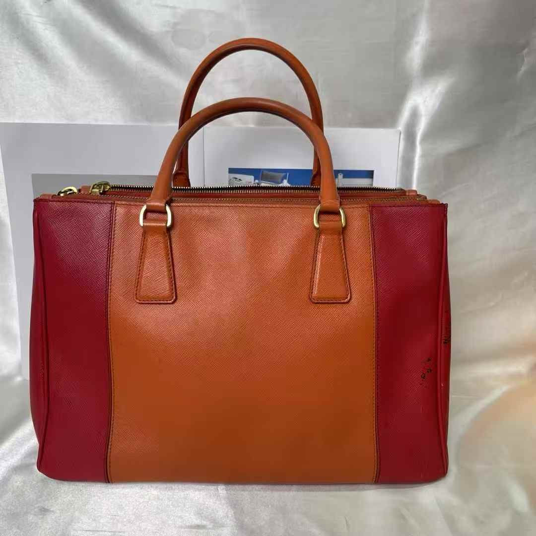 Prada - Saffiano Tote - Leather - Multicolour - (medium)