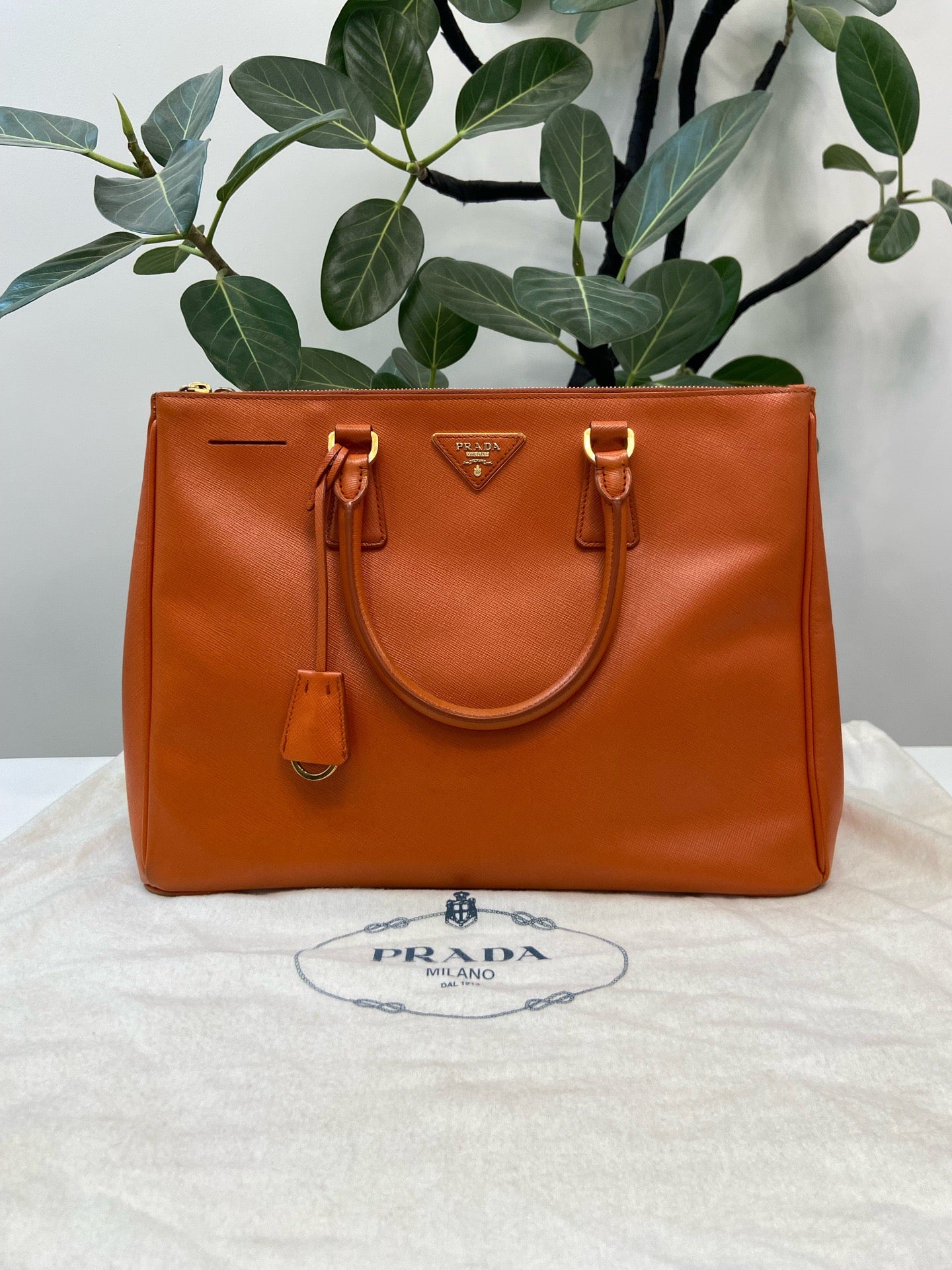 Prada - Saffiano Tote - Leather - Orange - (large)