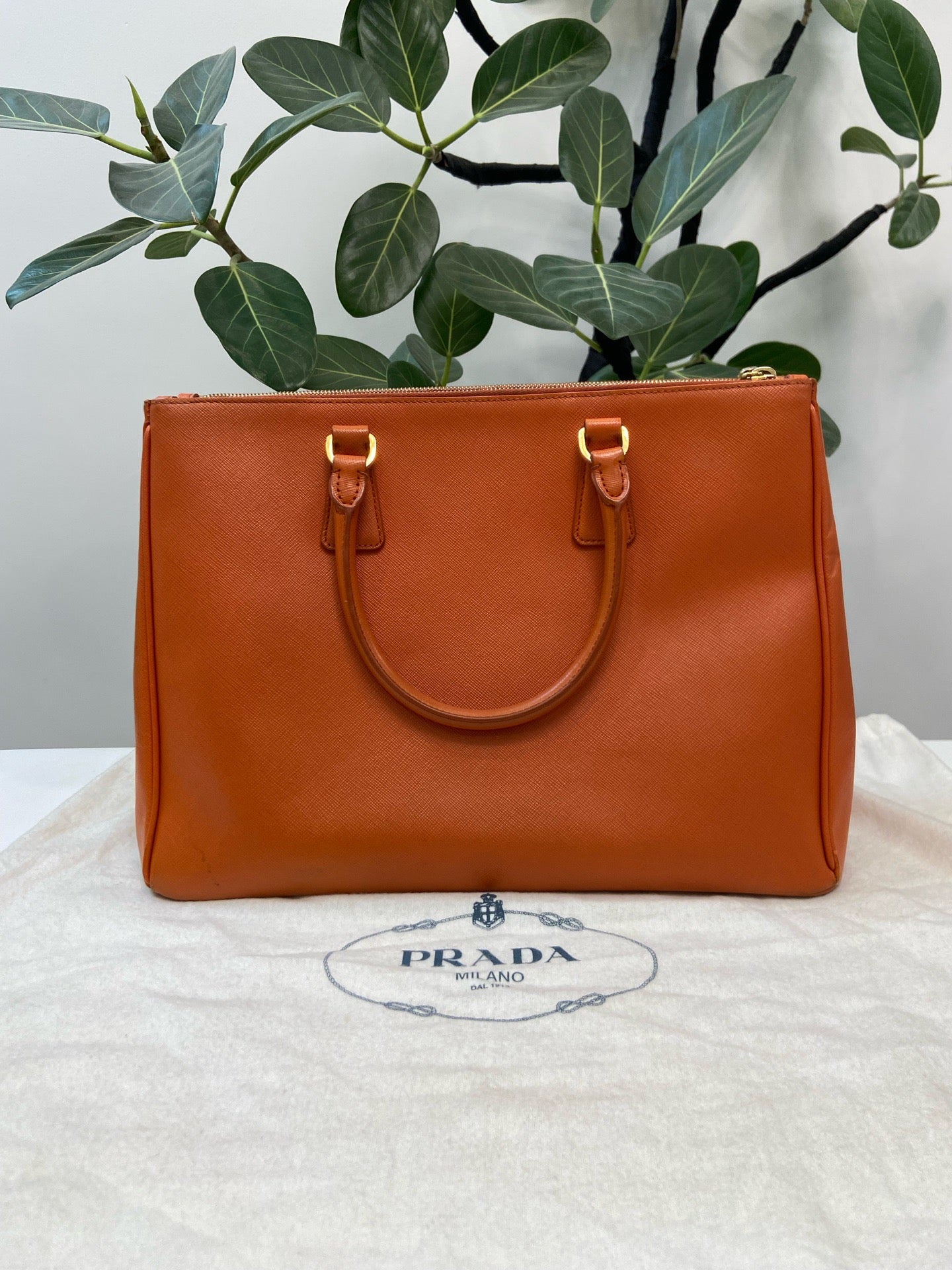 Prada - Saffiano Tote - Leather - Orange - (large)