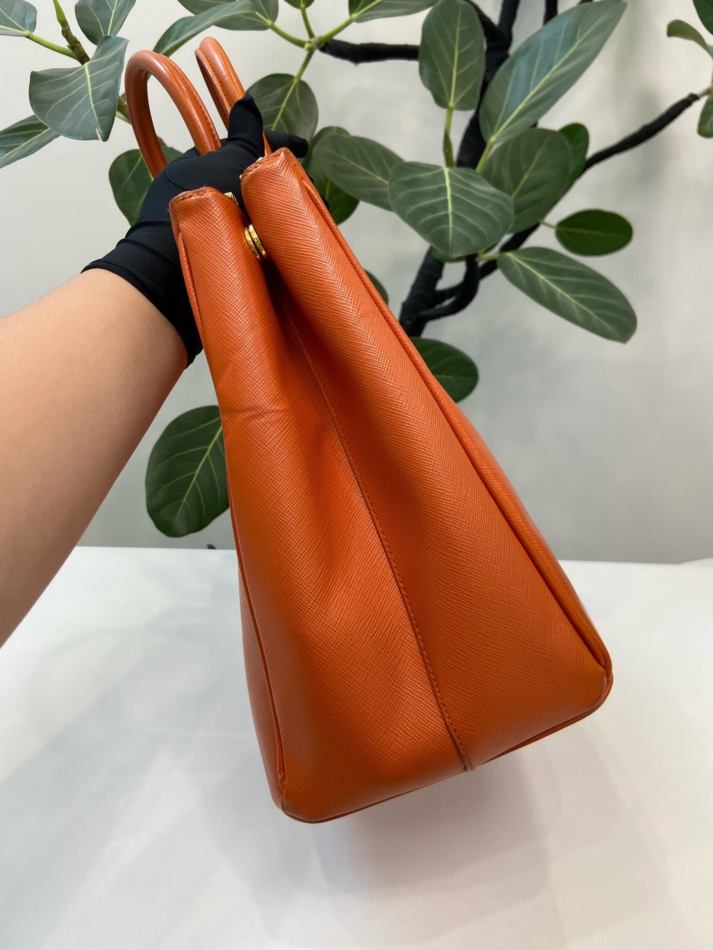 Prada - Saffiano Tote - Leather - Orange - (large)