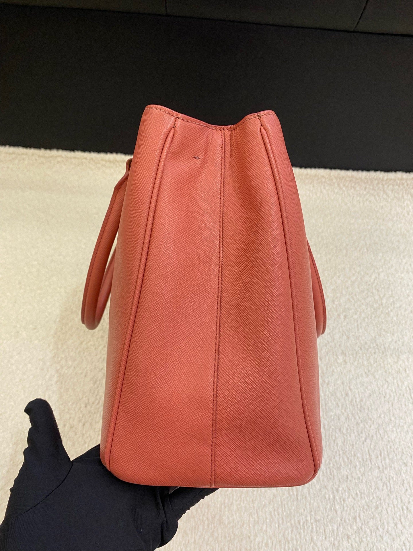 Prada - Saffiano Tote - Leather - Pink - (medium)