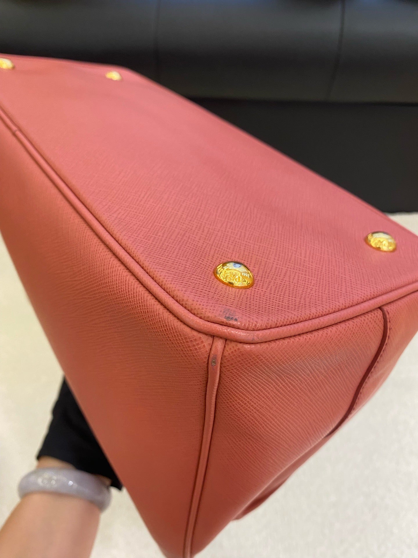Prada - Saffiano Tote - Leather - Pink - (medium)