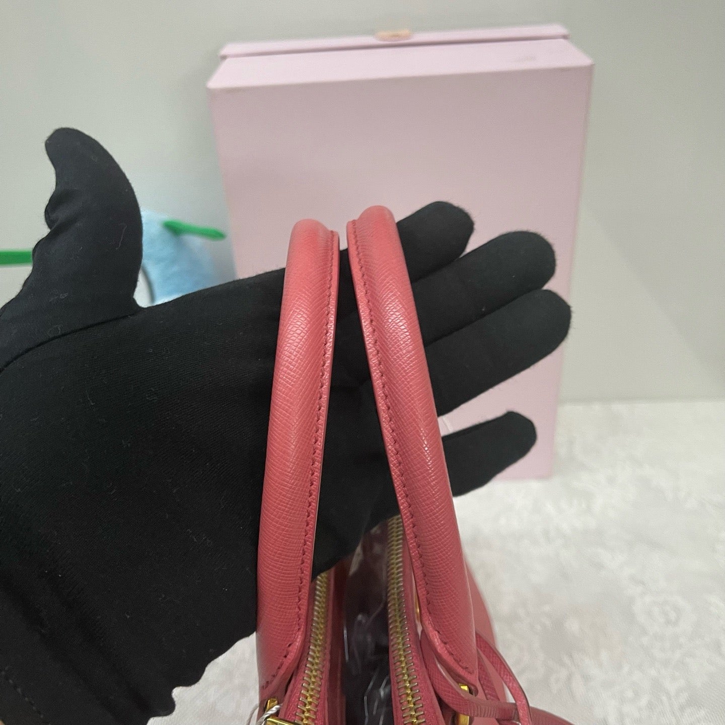 Prada - Saffiano Tote - Leather - Pink - (mini)