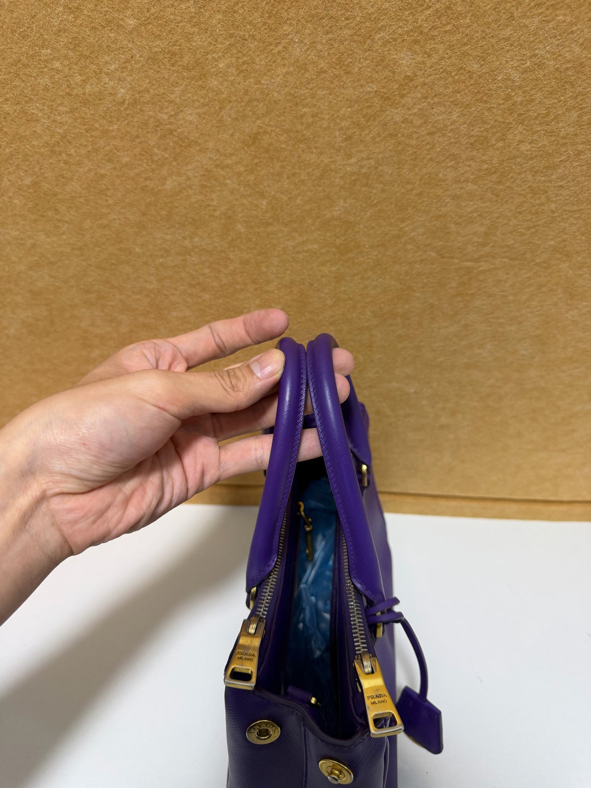 Prada - Saffiano Tote - Leather - Purple - (small)