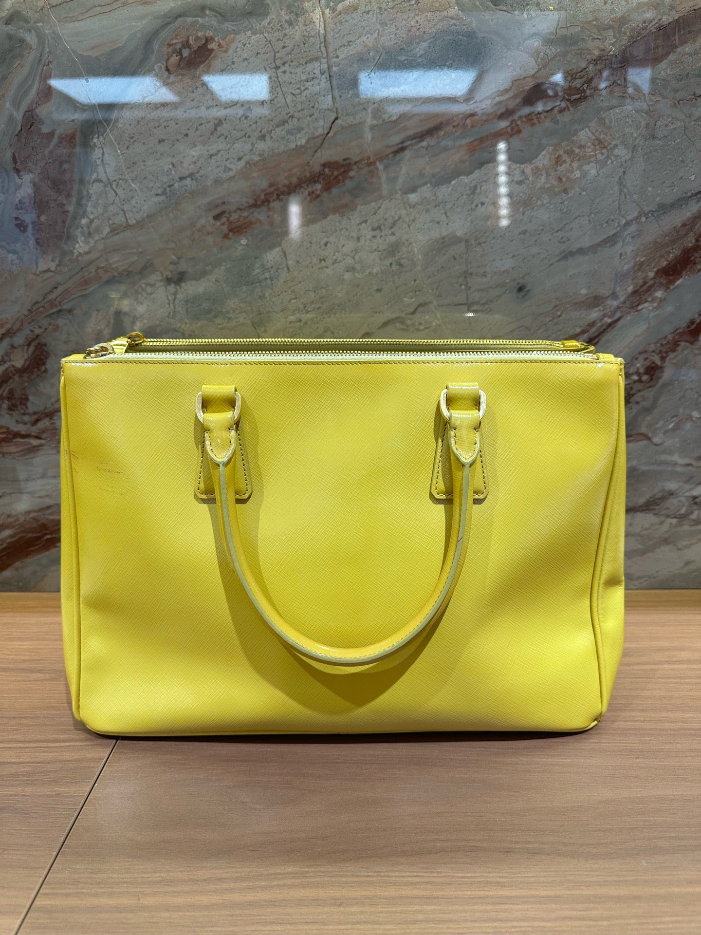 Prada - Saffiano Tote - Leather - Yellow - (medium)