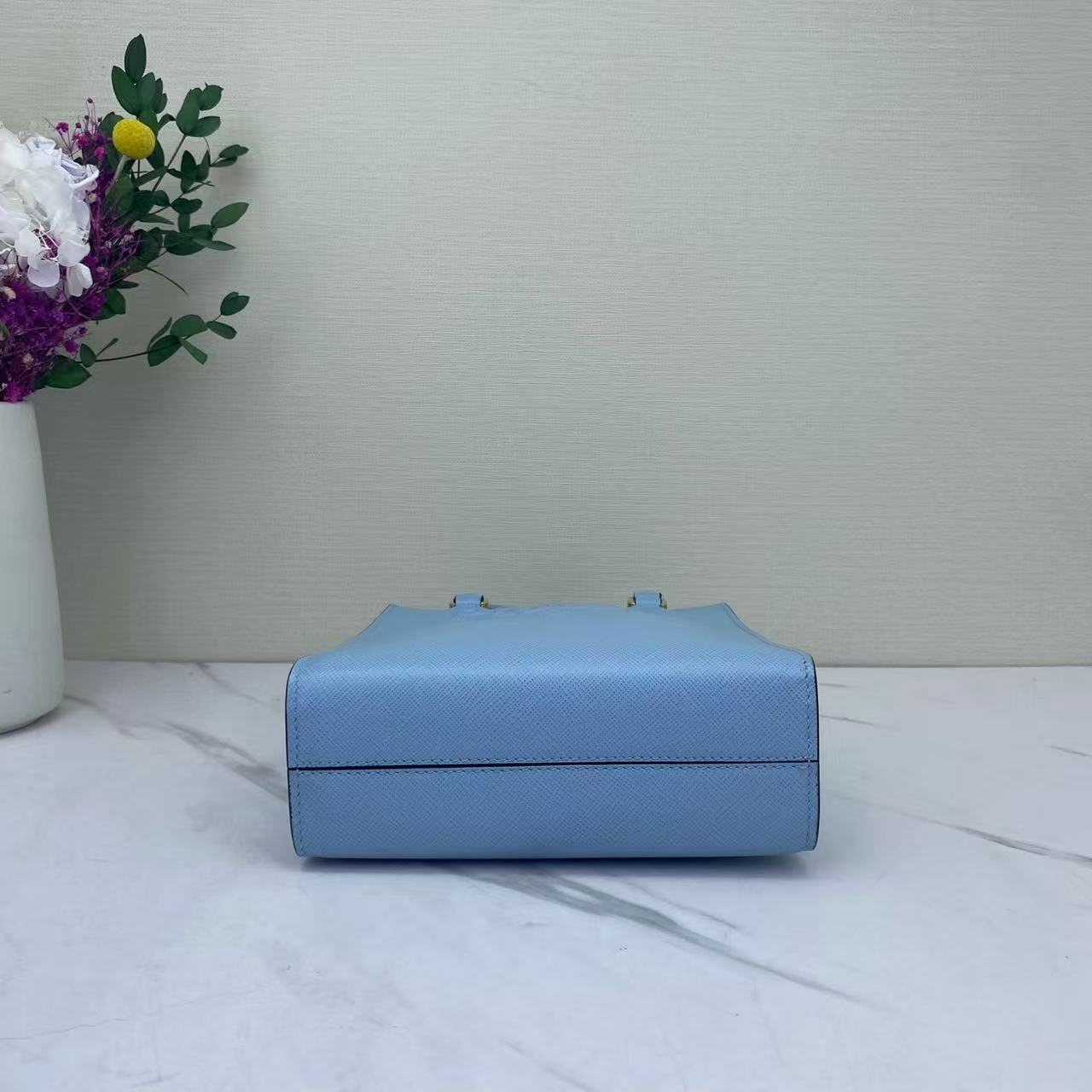 Prada - Saffiano Vertical Tote with Pouch - Saffiano leather - Blue - (small)