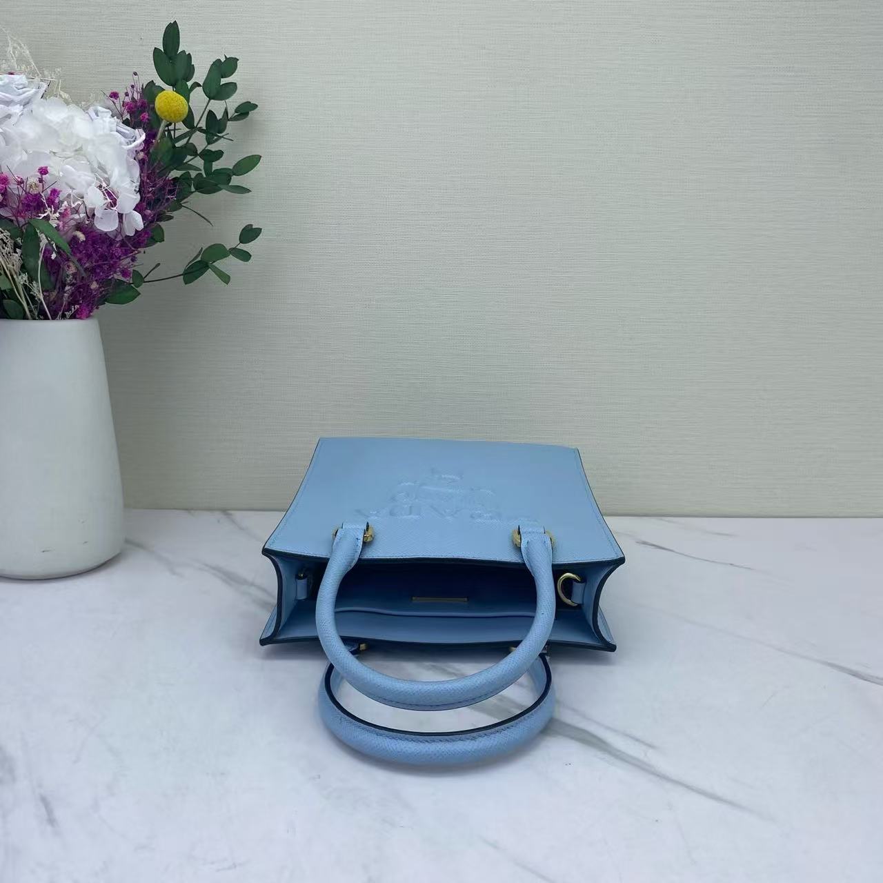 Prada - Saffiano Vertical Tote with Pouch - Saffiano leather - Blue - (small)