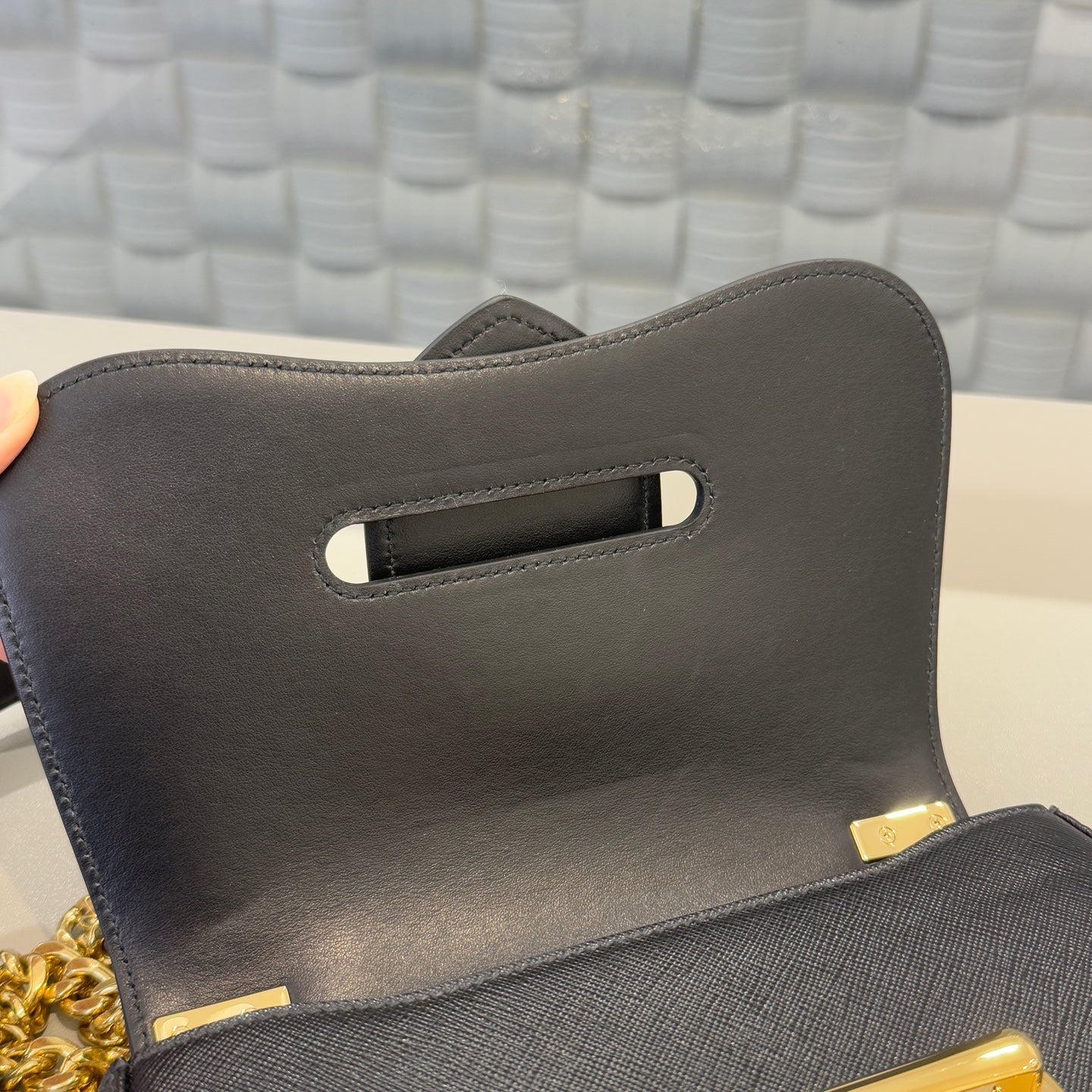 Prada - Sidonie - Saffiano calfskin leather - Black with Gold-Tone Hardware - (Mini)