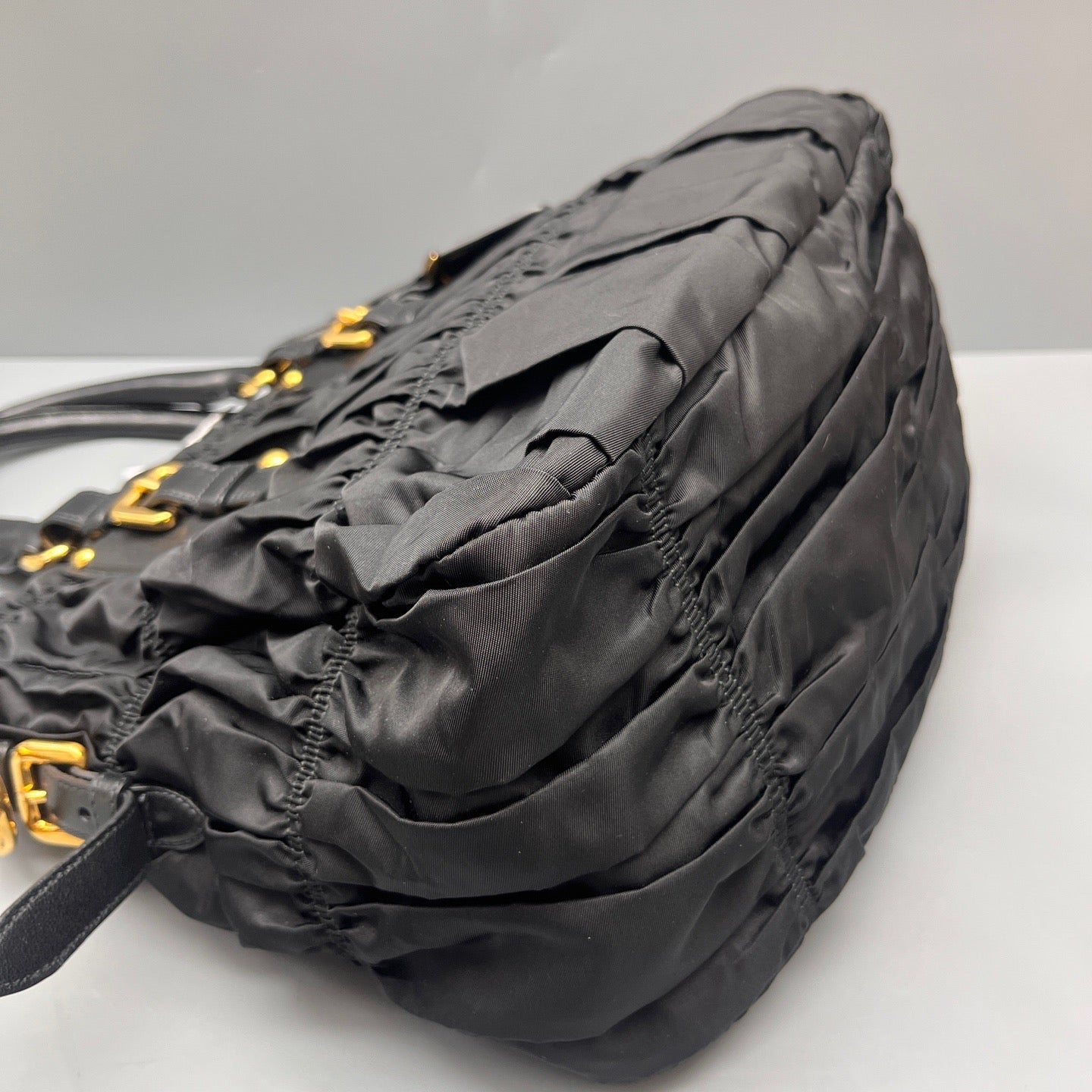 Prada - Tessuto Gaufre Tote Bag - Nylon and Leather - Black - (Medium)