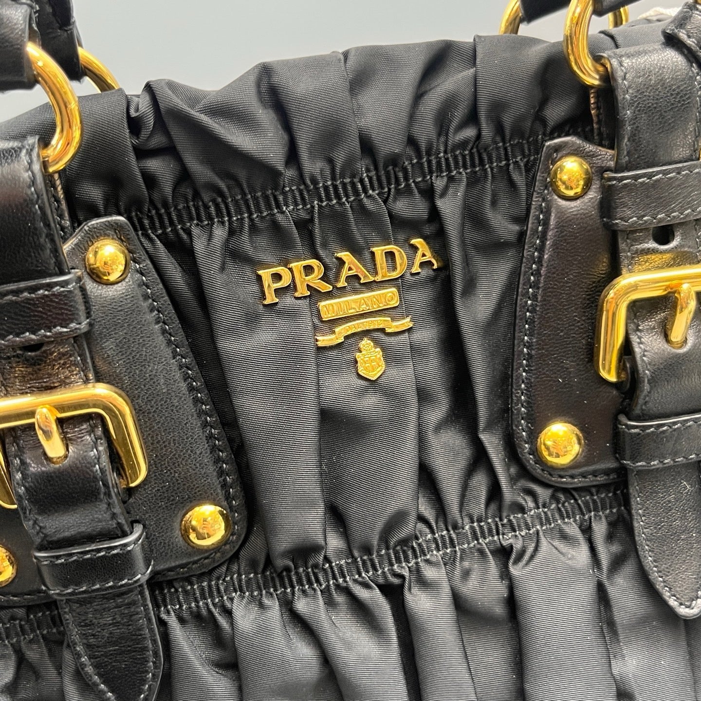 Prada - Tessuto Gaufre Tote Bag - Nylon and Leather - Black - (Medium)